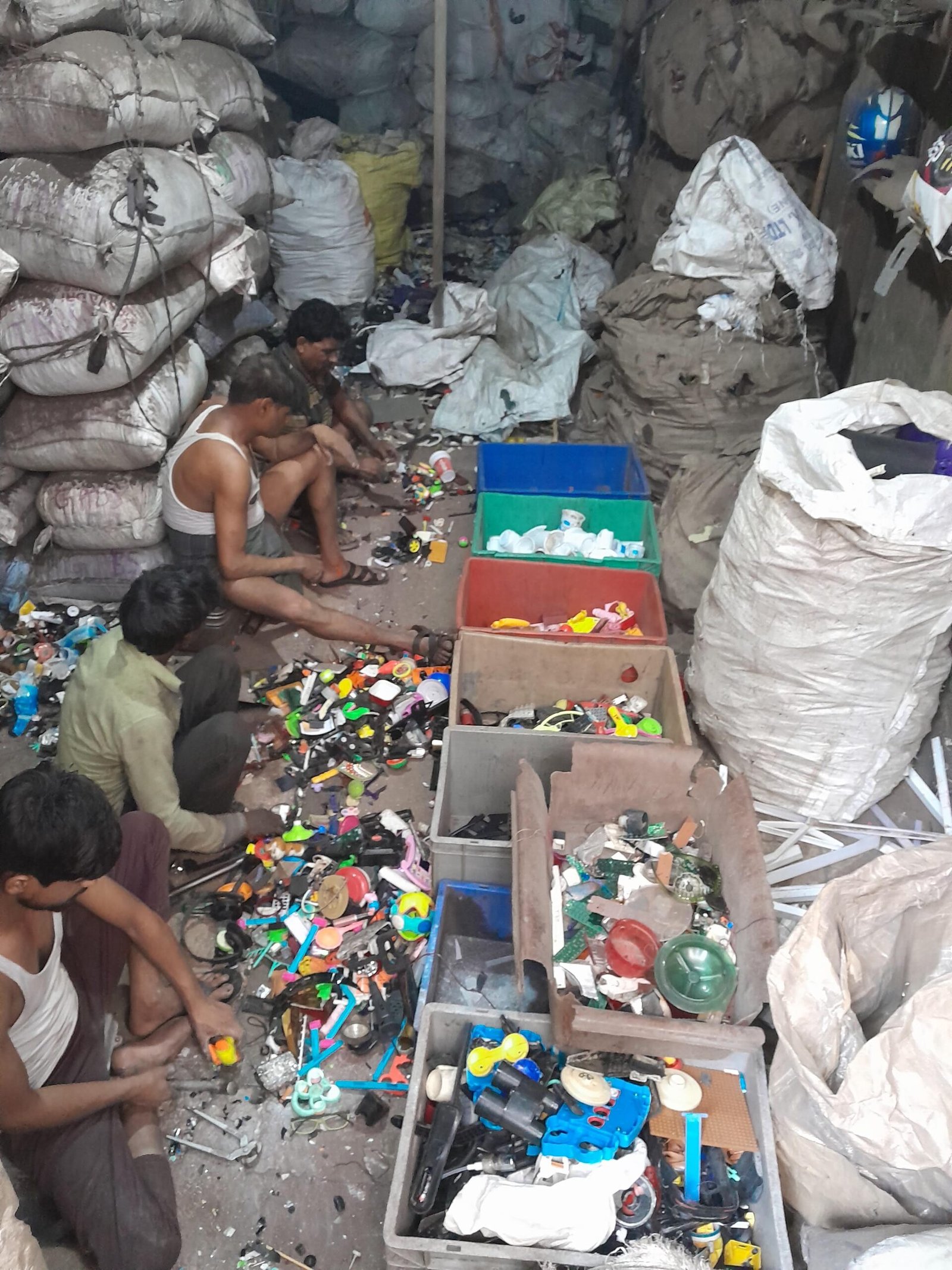 Plastic recycling workshop in Dharavi, Mumbai