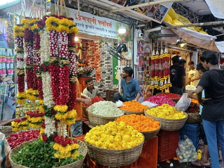 Dhobi Ghat open-air laundry and flower market on a guided Mumbai tour