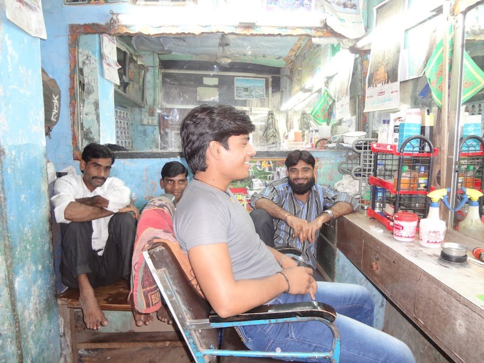 A barber shop in Dharavi, Mumbai, photographed in 2011