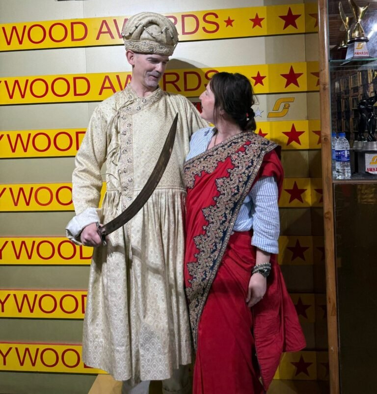 Bollywood Studio and costume and romance - Mumbai Experiences